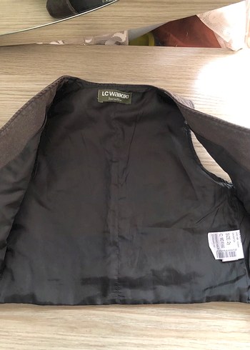 LC Waikiki Düğmeli Kahverengi Keten çocuk Yelek