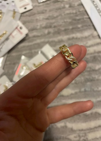 Altın Renk Zincir Detaylı Kadın Kolye - Görsel 5