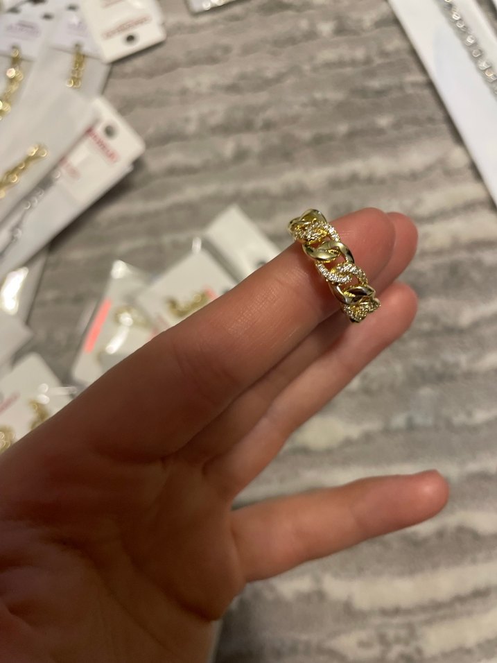 Altın Renk Zincir Detaylı Kadın Kolye - Görsel 5