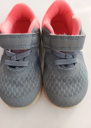 Nike Nike kız Çocuk Gri Cırt Cırtlı Spor Ayakkabı