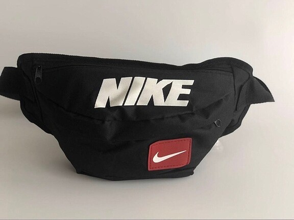 Nike çanta