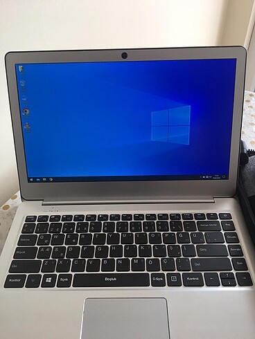 Vestel 4 GB RAM laptop