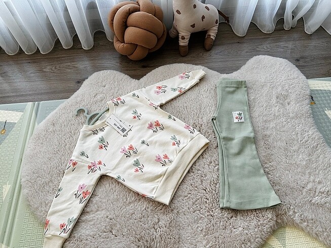 Zara Zara Kız çocuk Flowers tayt takım