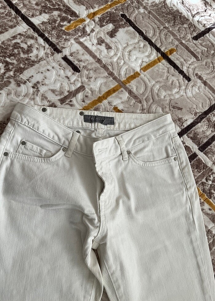 Beyaz zara jean - Görsel 2