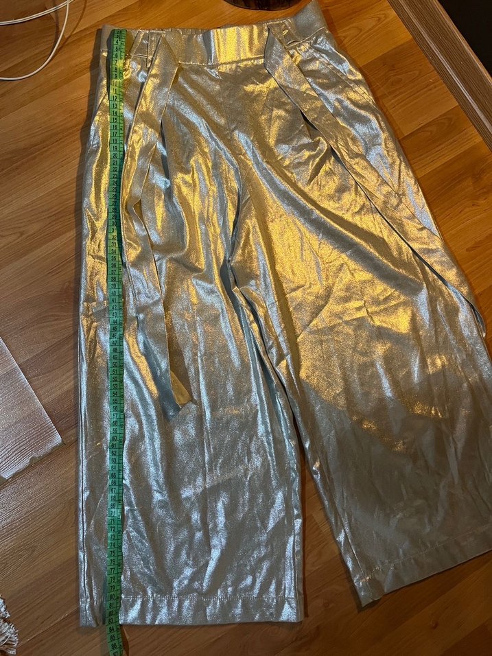 Parlak Altın Midi Kadın Pantolon - Görsel 2