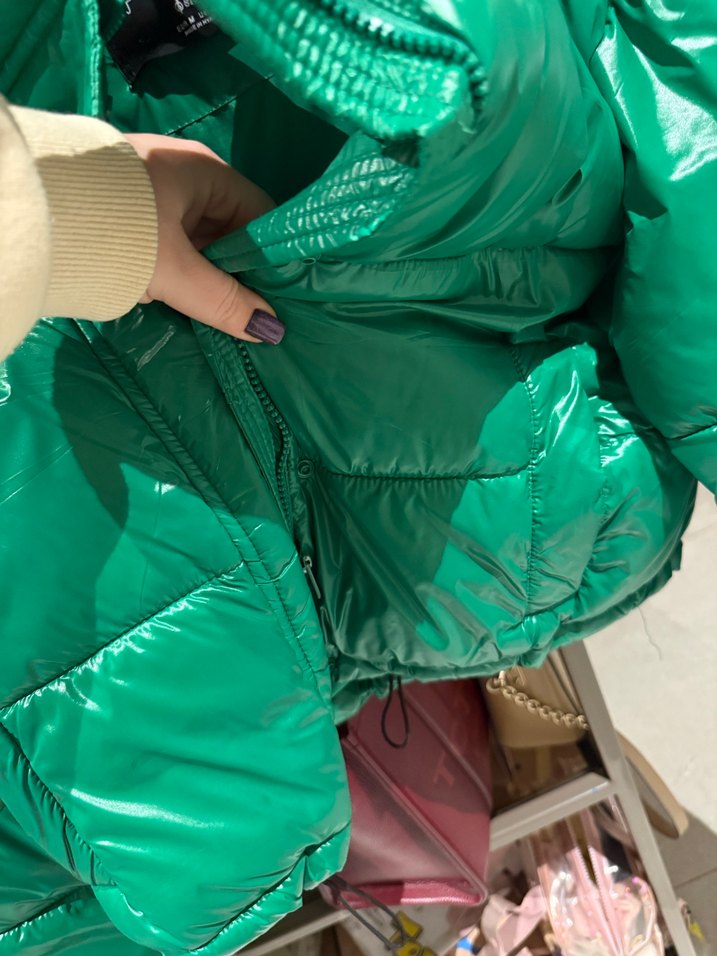 Yeşil Parlak Kadın Kışlık Mont - Görsel 5
