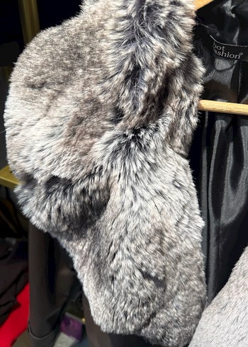 Gri Deri ve Kürk Detaylı Kadın Ceket - Görsel 5