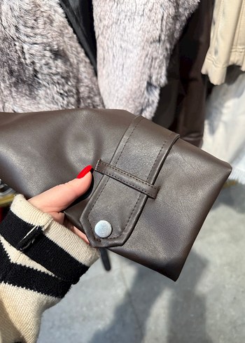 Gri Deri ve Kürk Detaylı Kadın Ceket - Görsel 4