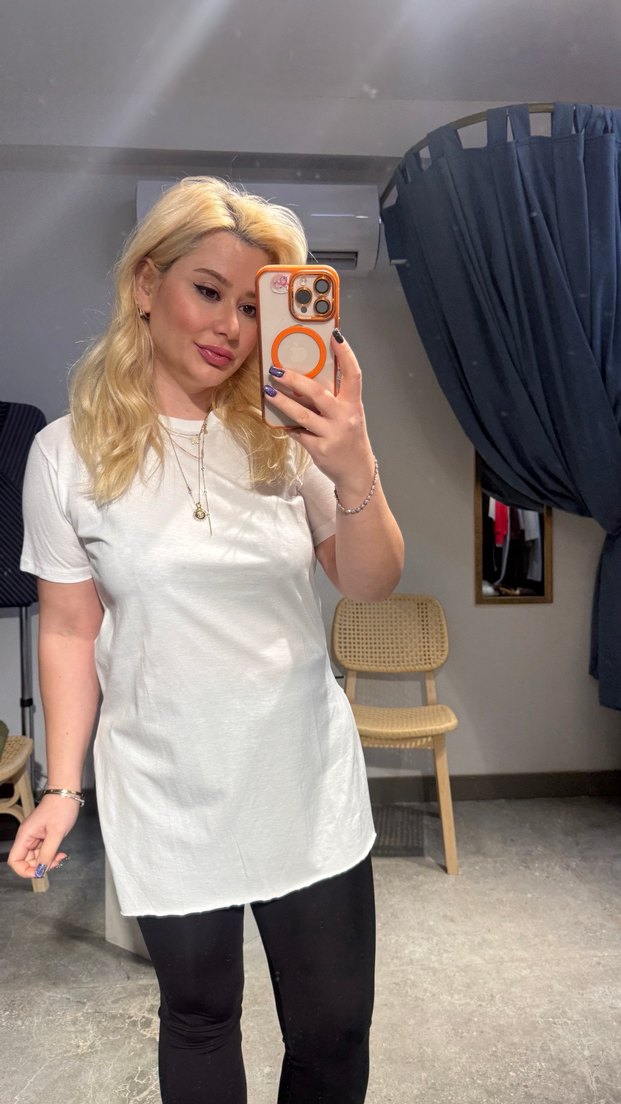 Beyaz Oversize Kadın Tişört - Görsel 3