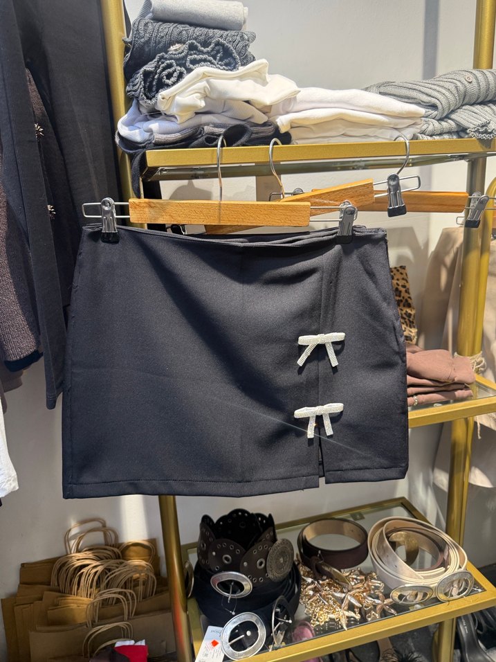 Gri Mini Etek Fiyonklu Detaylı - Görsel 2