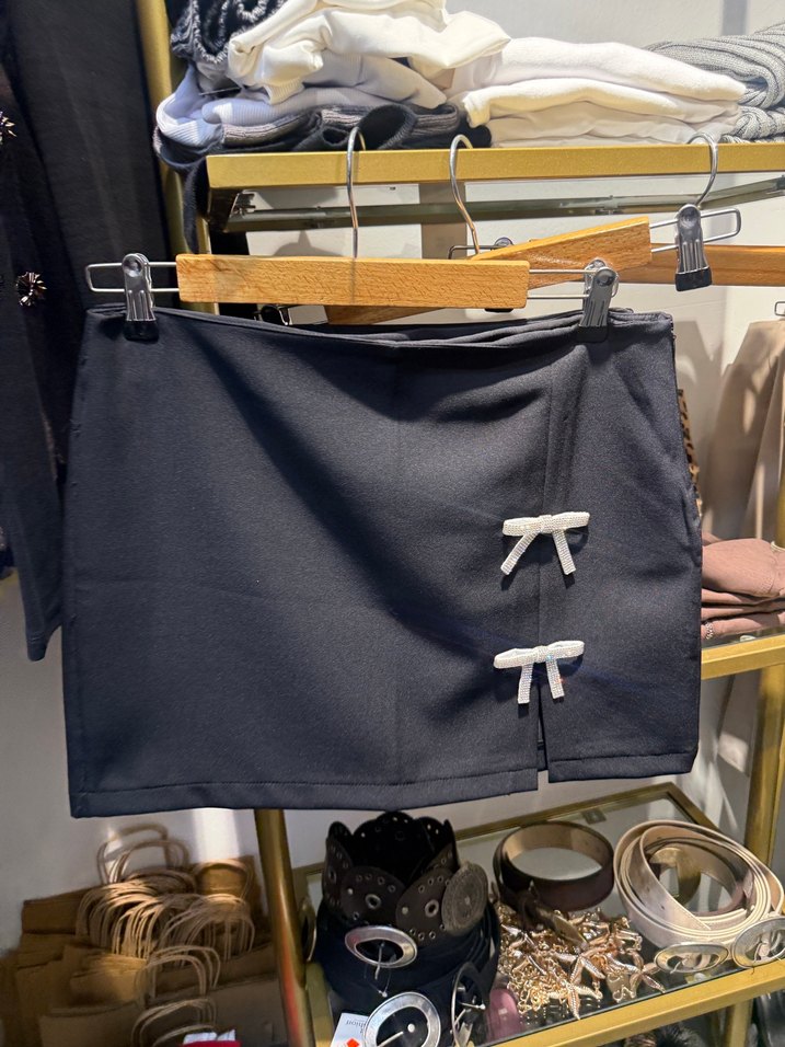 Gri Mini Etek Fiyonklu Detaylı - Görsel 4