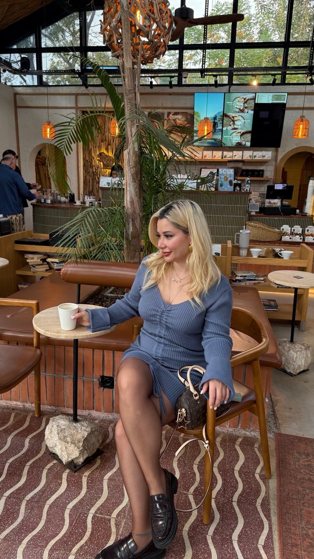 V Yaka Uzun Kollu Triko Mini Elbise - Görsel 4