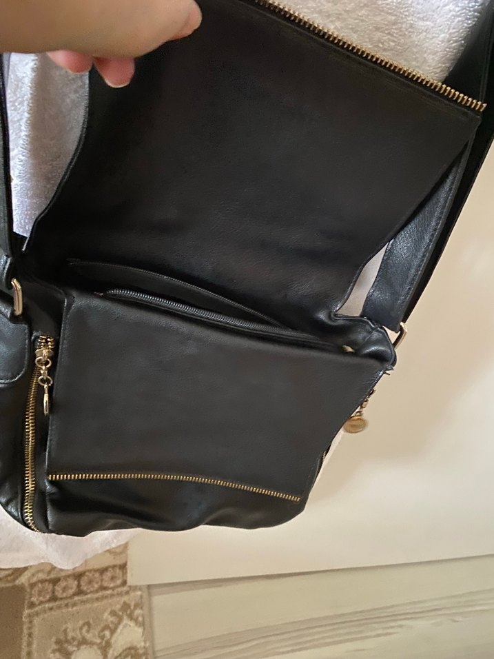 Parlak Siyah Deri Fermuarlı Kadın Çanta - Görsel 5