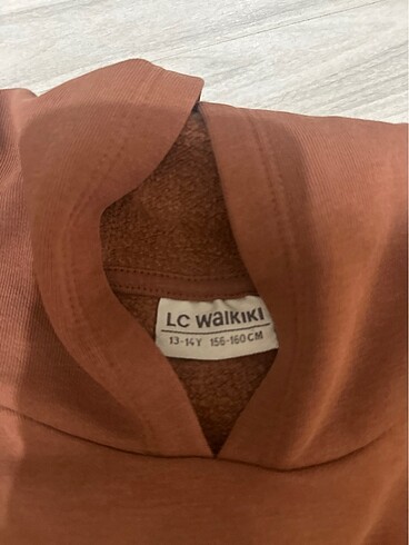 LC Waikiki 12 yaş kız çocuk Sweatshirt