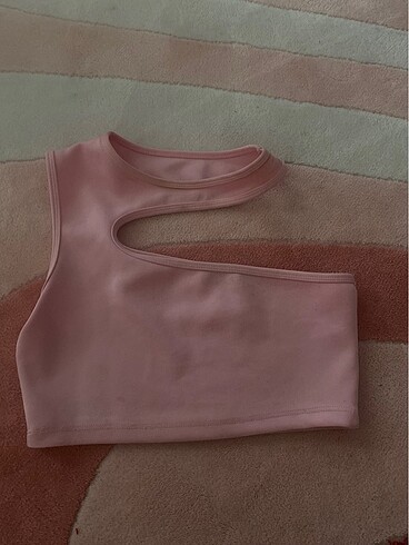 Hollylolly crop pembe