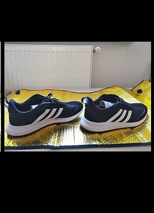 Adidas ADIDAS EG8690 RUN60S ERKEK KOŞU AYAKKABI 44 NUMARA