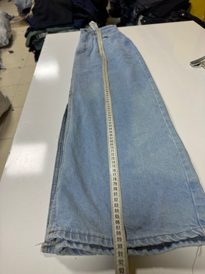 Yırtmaçlı Kadın Uzun Denim Etek KOD:010 - Görsel 5