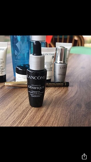 Lancome Advance Genifique Serum, 10 ml.