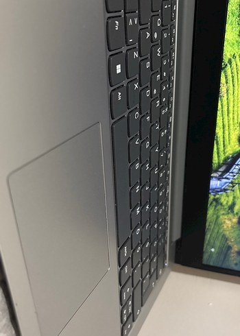 Lenovo Gri Renkli Laptop