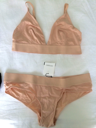 Oysho nude rengi set