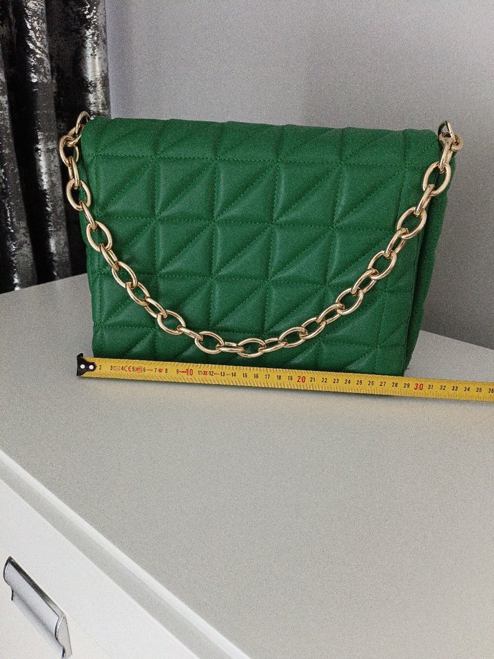 Zincir Detaylı Yeşil Deri Kadın Çanta - Görsel 5