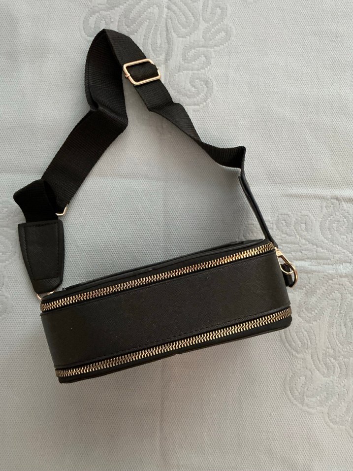 Siyah Deri Kadın Çapraz Çanta Tokalı - Görsel 2