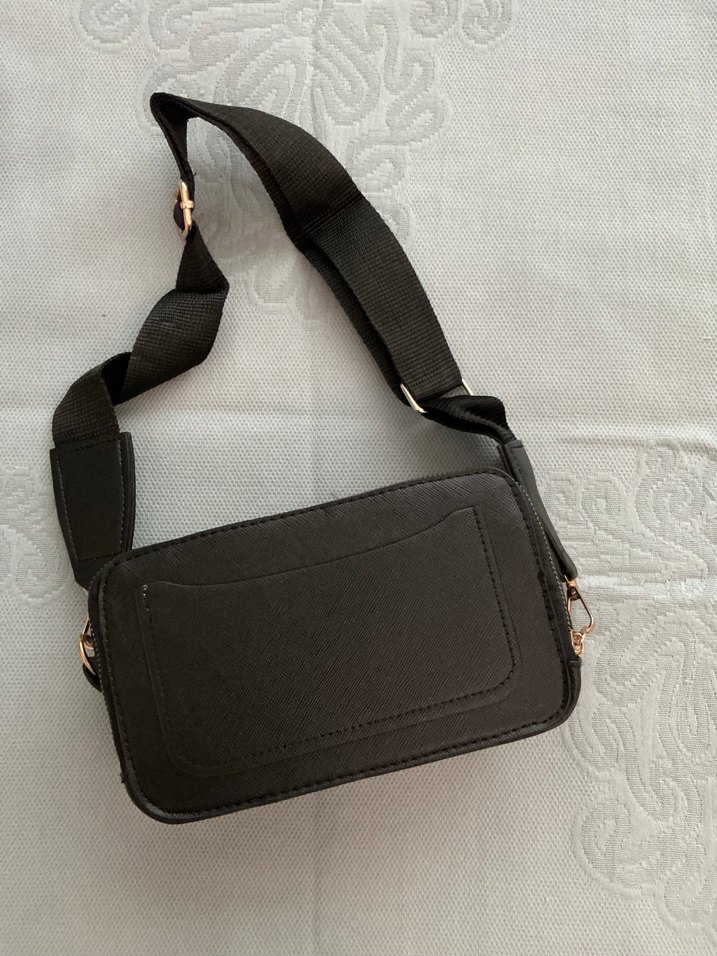 Siyah Deri Kadın Çapraz Çanta Tokalı - Görsel 3