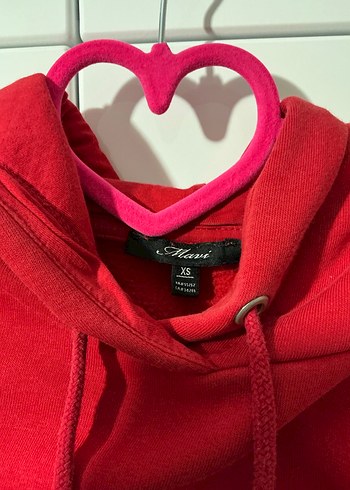 Kırmızı Kapüşonlu Kadın Sweatshirt - Görsel 2