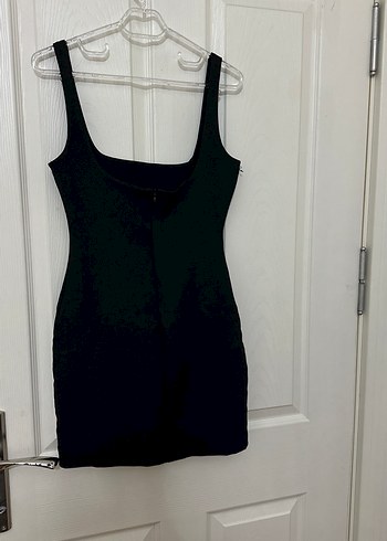 Siyah Mini V Yaka İnce Askılı Elbise - Görsel 3