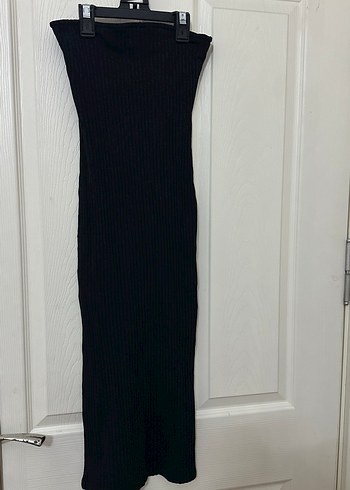 Siyah Straplez Uzun Elbise triko vücudu saran arka yırtmaç - Görsel 2