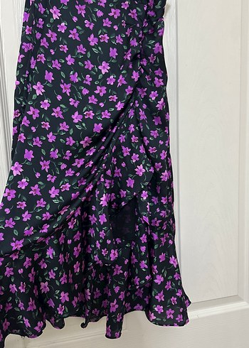 Mor Desenli Uzun Midi saten Etek BERSHKA - Görsel 2