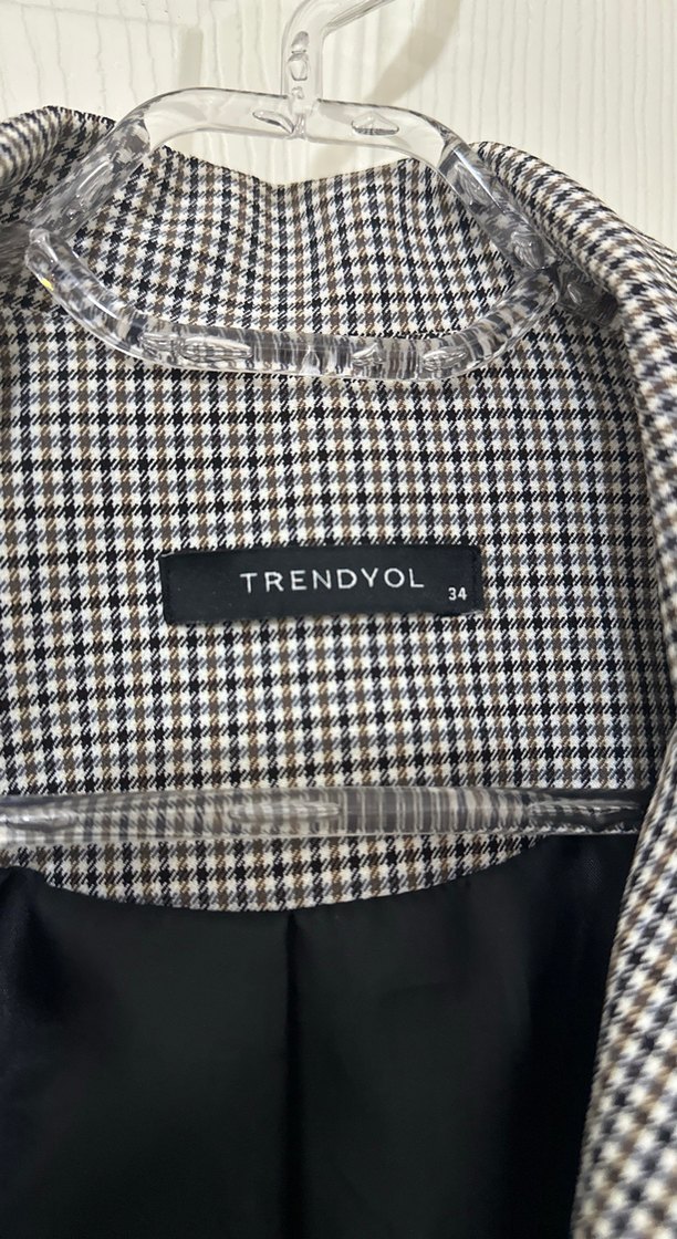 Düğmeli Gri Ekose Kadın Blazer Ceket trendyolmilla vatkalı uzun - Görsel 3