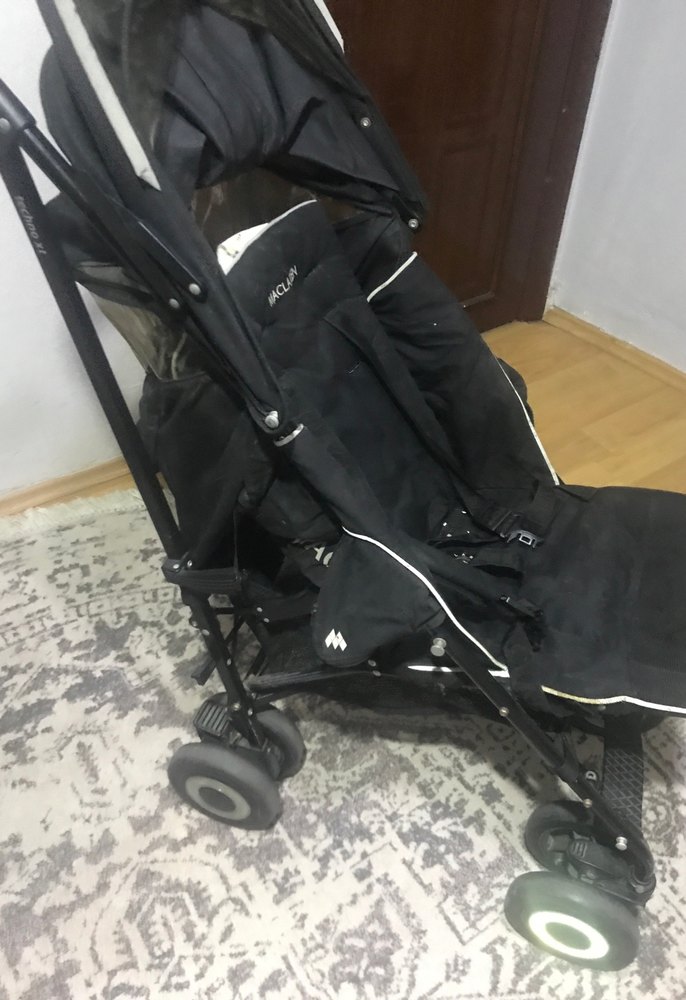 Siyah Maclaren Bebek Arabası - Görsel 4