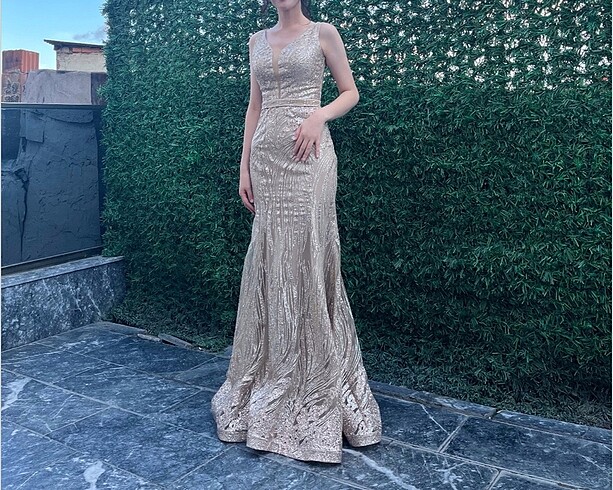 Simli balık model abiye