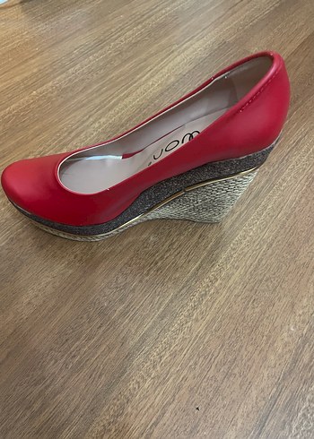 Klasik Kırmızı Rugan Dolgu Topuklu Stiletto - Görsel 3