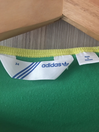 34 Beden Adidas yeşil tshirt