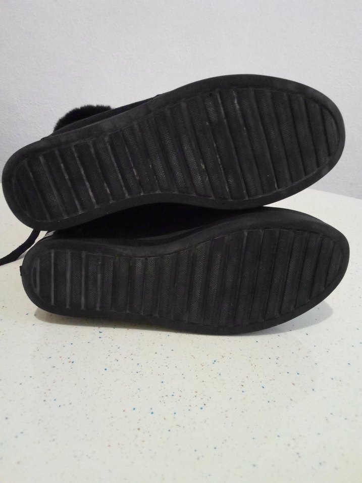 Siyah Süet Kürklü Dolgu Topuklu Bot - Görsel 4