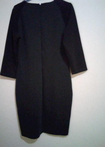 Zincir Detaylı Siyah Midi Elbise - Görsel 3