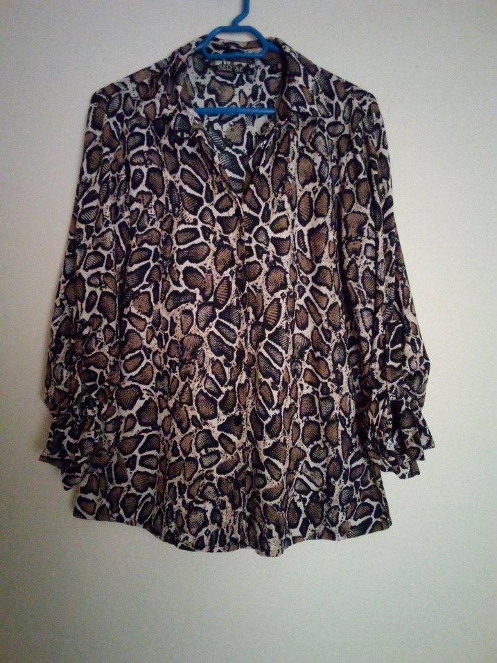 Düğmeli Yılan Desenli Kadın Gömlek - Görsel 2