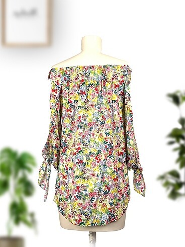 36 Beden H&M Bluz %70 İndirimli.