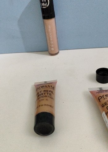 Açık Ten Rengi BB Krem - Görsel 16