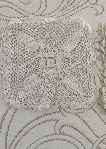  Beden El örgüsü iki adet kırlent kılıfı