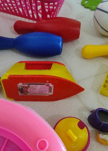 Renkli Çeşitli Oyuncak Seti - Görsel 16