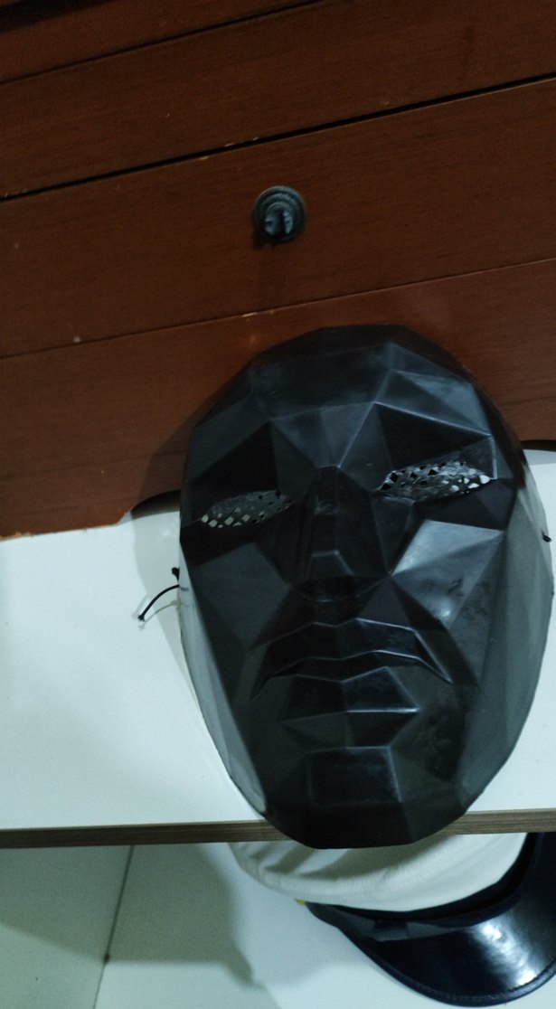 Erkekler için Siyah Geometrik Maske - Görsel 3