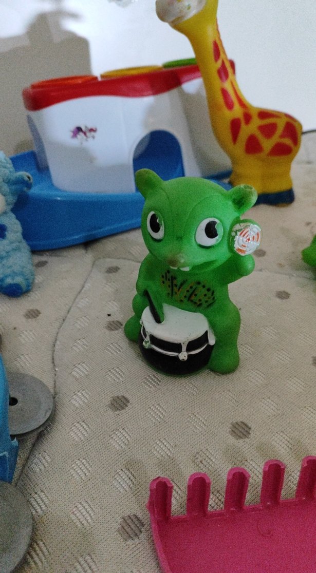 Renkli Çeşitli Oyuncak Seti - Görsel 5