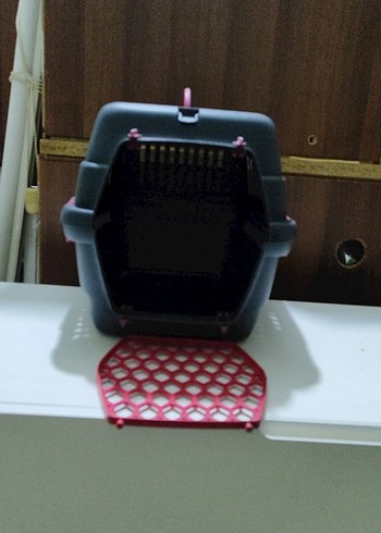 Siyah Taşıma Kabı Kırmızı Detaylı - Görsel 9