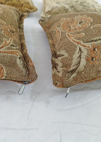 Kahverengi Çiçek Desenli Yastıklar - Görsel 6