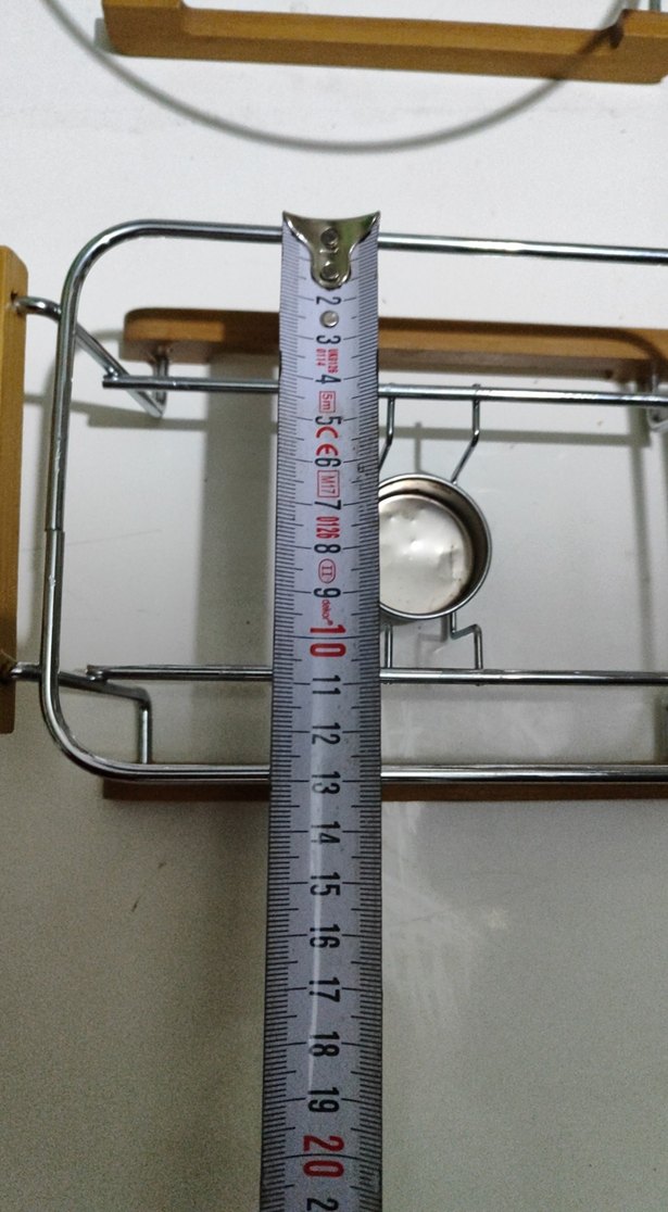 Beyaz ve Gri Ahşap Saplı Mutfak Rafları - Görsel 4