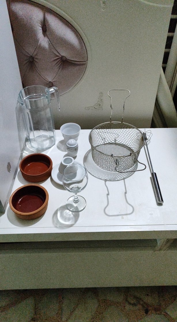 Gri ve Beyaz Mutfak Aksesuar Seti - Görsel 3