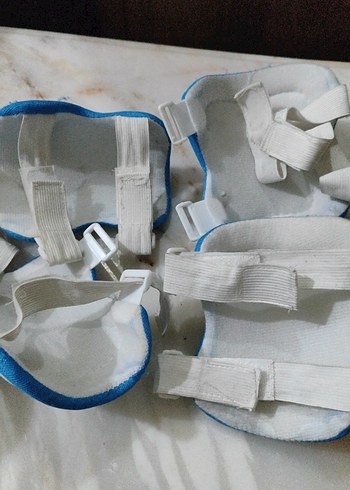 Plastik Motosiklet kaskı Dizlikleri Velcro Kapamalı - Görsel 12